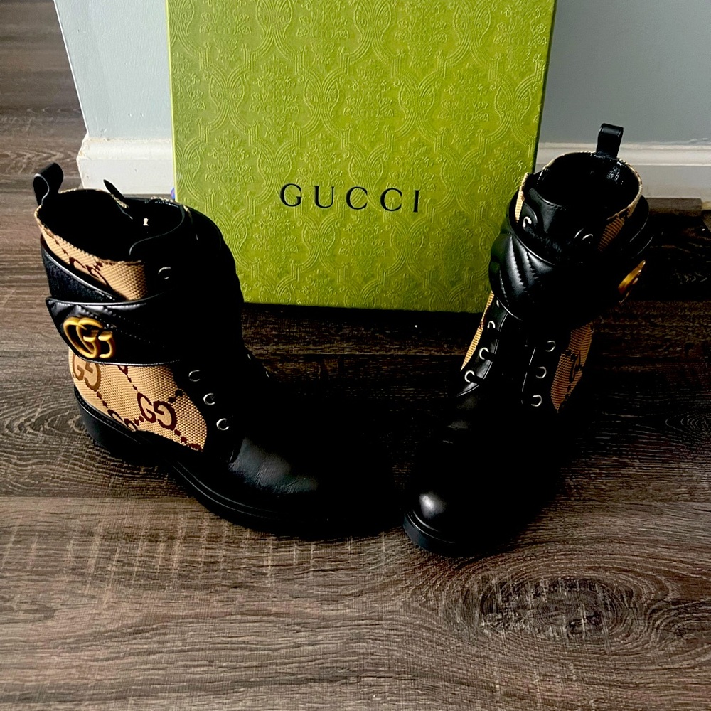 Gucci year round double GG ankle boot
